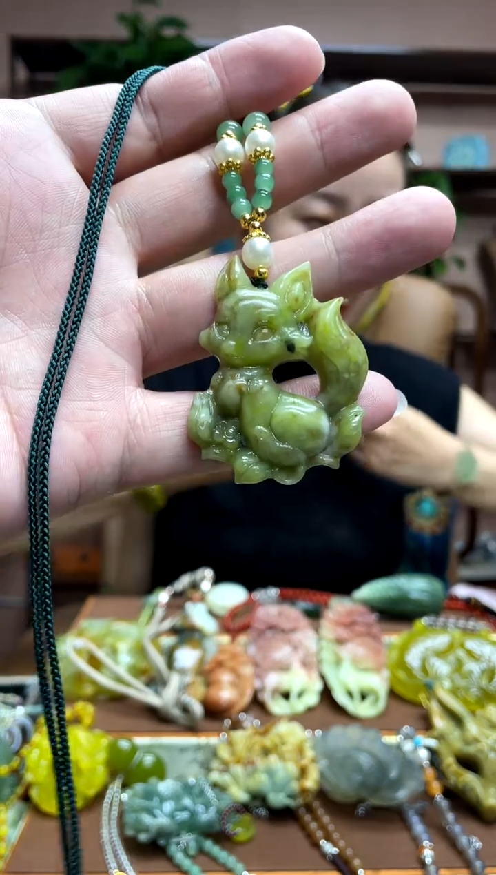 未镶嵌岫玉吊坠·3