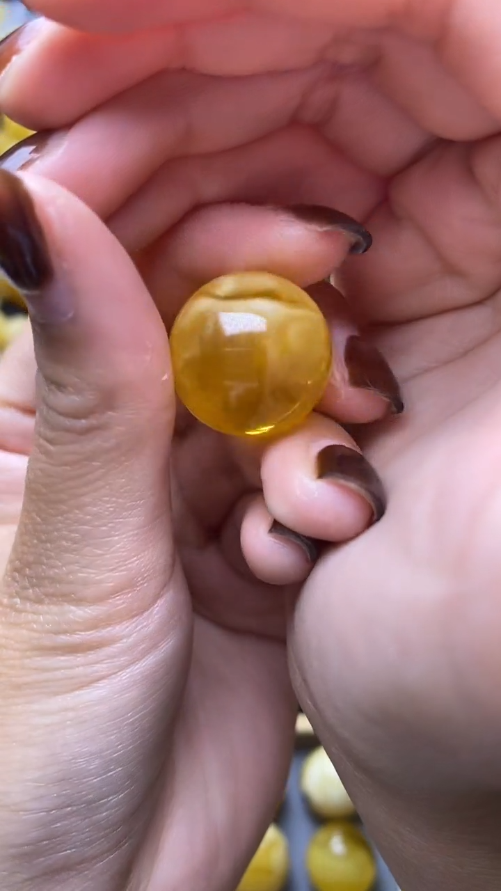 【闪购商品】琥珀裸石未镶嵌蜜蜡.8