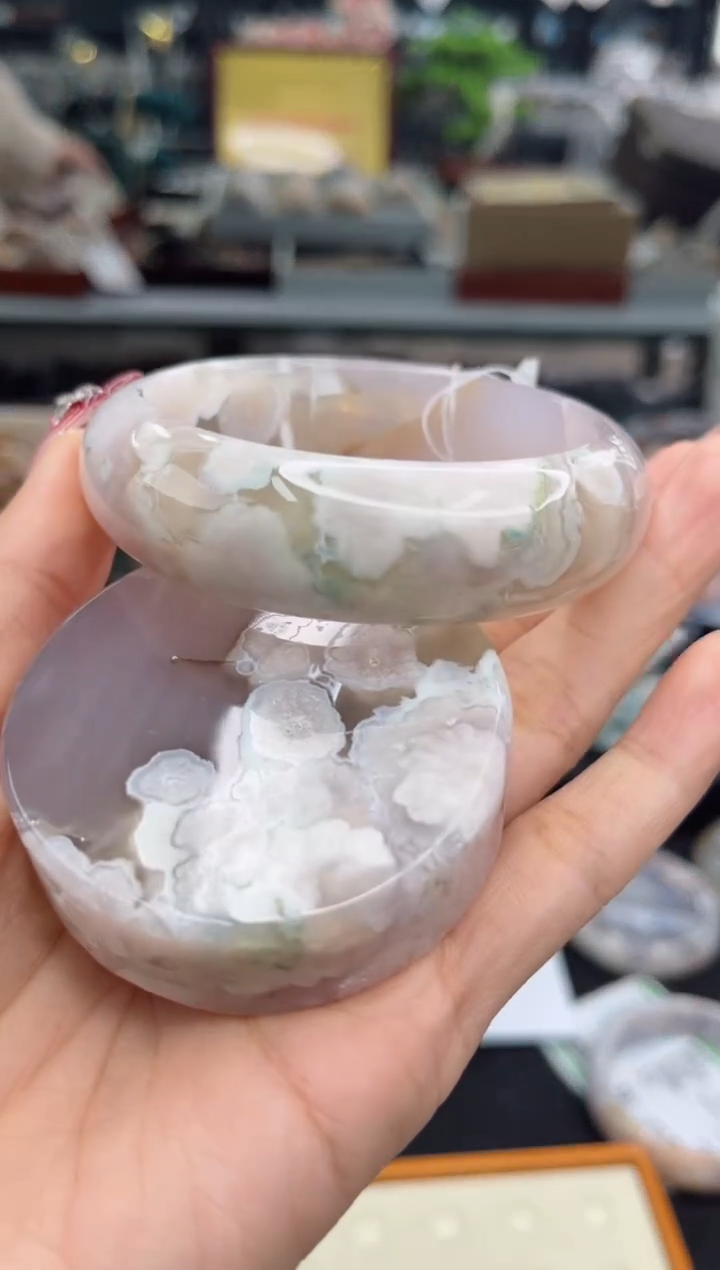 【闪购商品】石英质玉手镯未镶嵌58圈口（赠品镯心）3571273