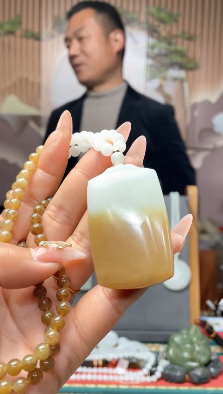 【闪购商品】和田玉颈饰未镶嵌一