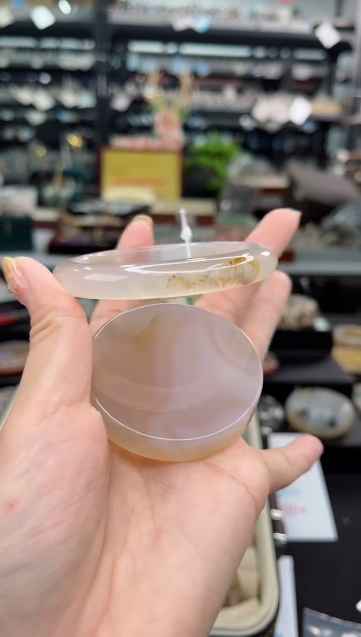 【闪购商品】石英质玉手镯未镶嵌55圈口（赠品镯心）3660261