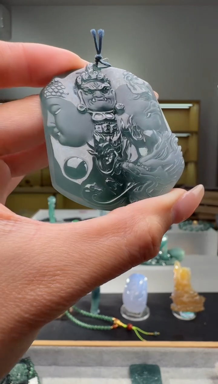 吊坠(赠链)未镶嵌翡翠佛