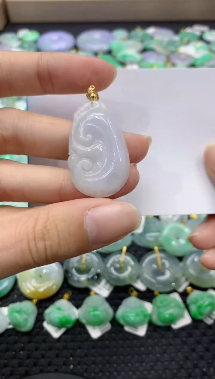 颈饰未镶嵌翡翠天然缅甸翡翠A货