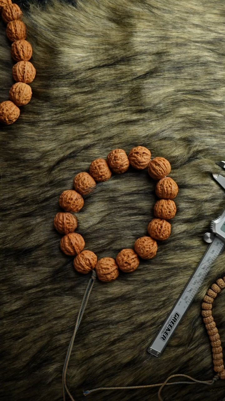 吊坠金刚菩提大肚密纹小手持不满十八颗39.99