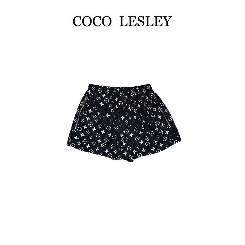 COCO LESLEY 夏季气质百搭显瘦高腰直筒休闲短裤7586