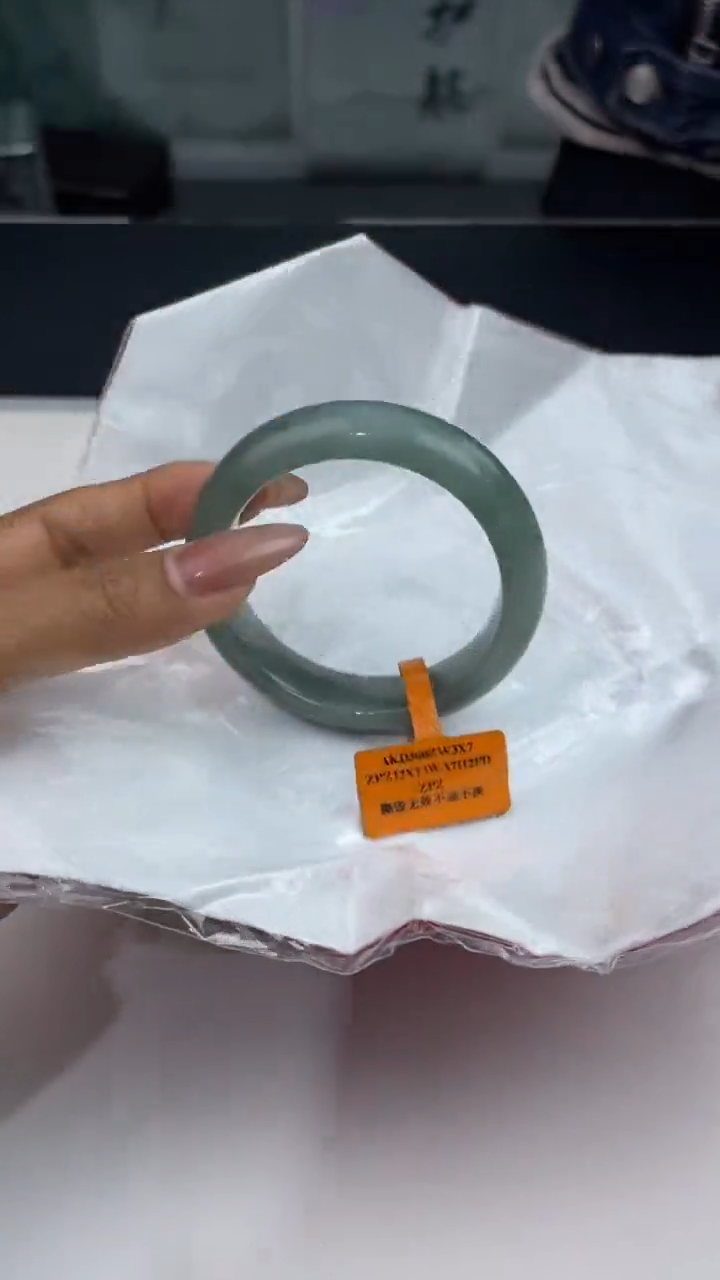 【闪购商品】翡翠手镯未镶嵌16翡翠手镯