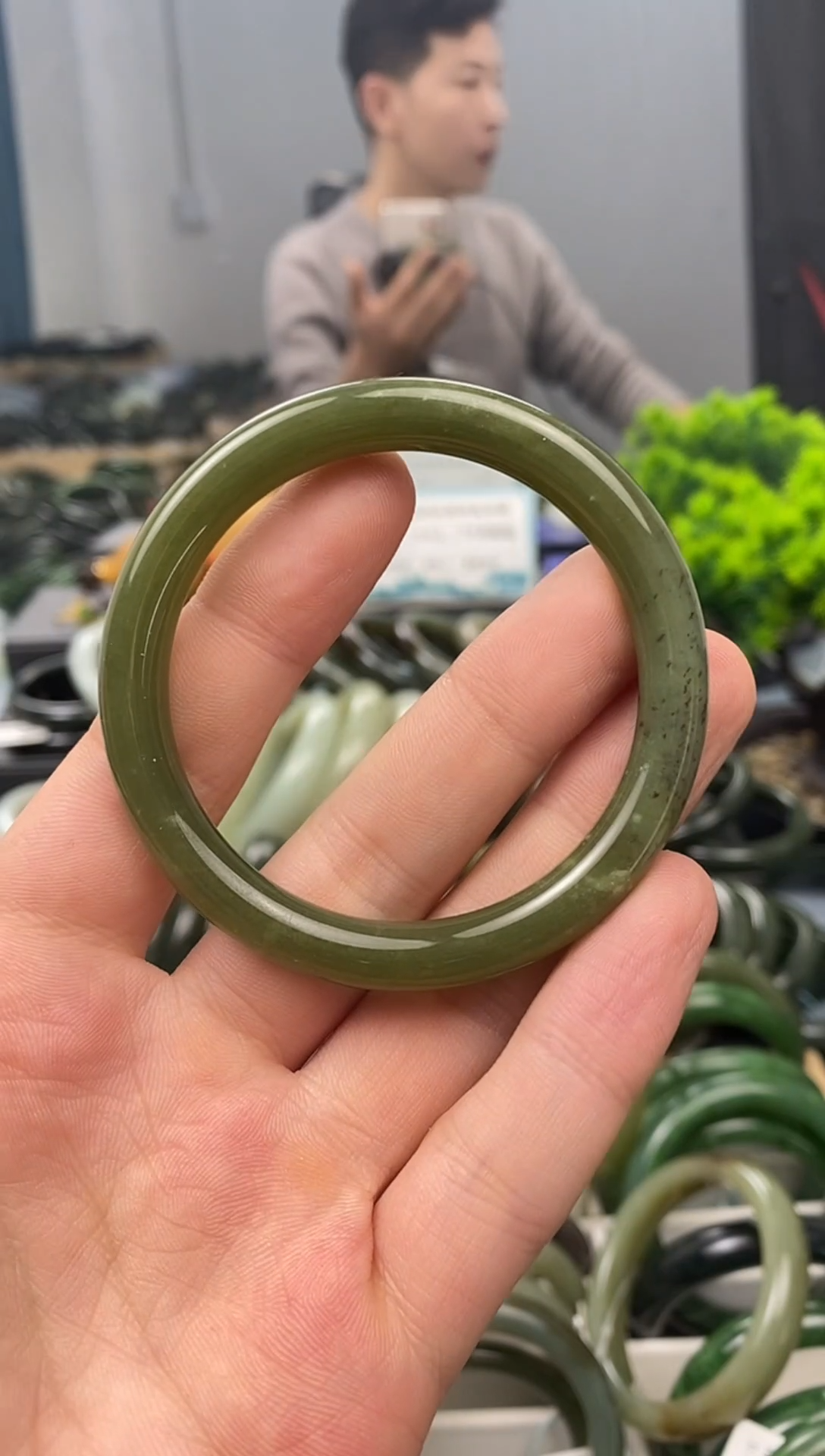 未镶嵌手镯和田玉52.6