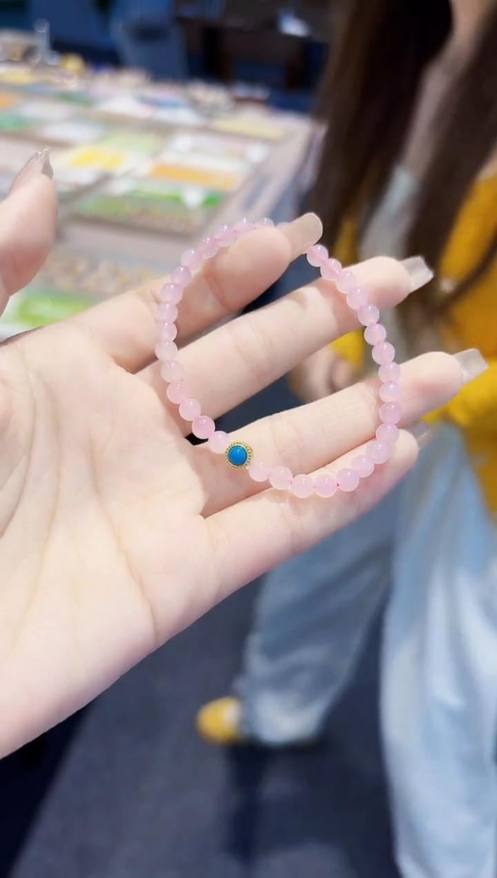 【闪购商品】18K金镶嵌和田玉手链藕粉