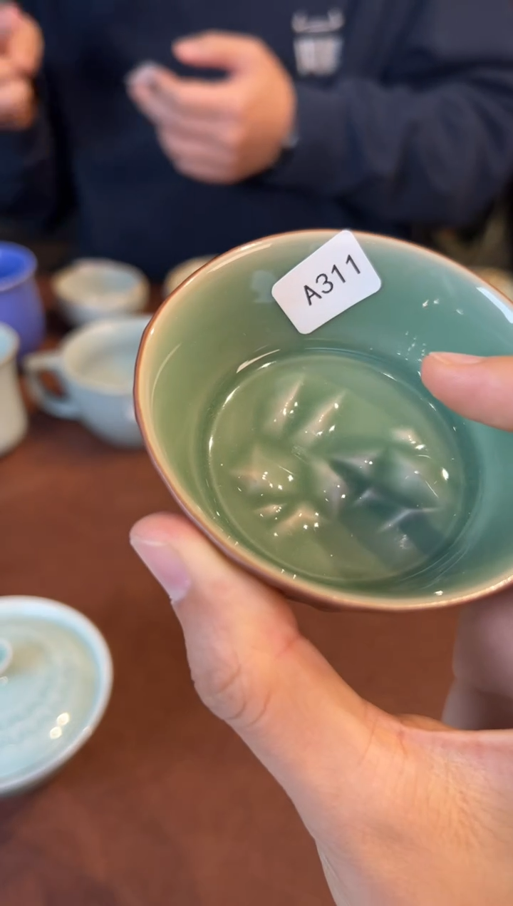 【闪购商品】瓷片问鼎       A311  内绘不挑