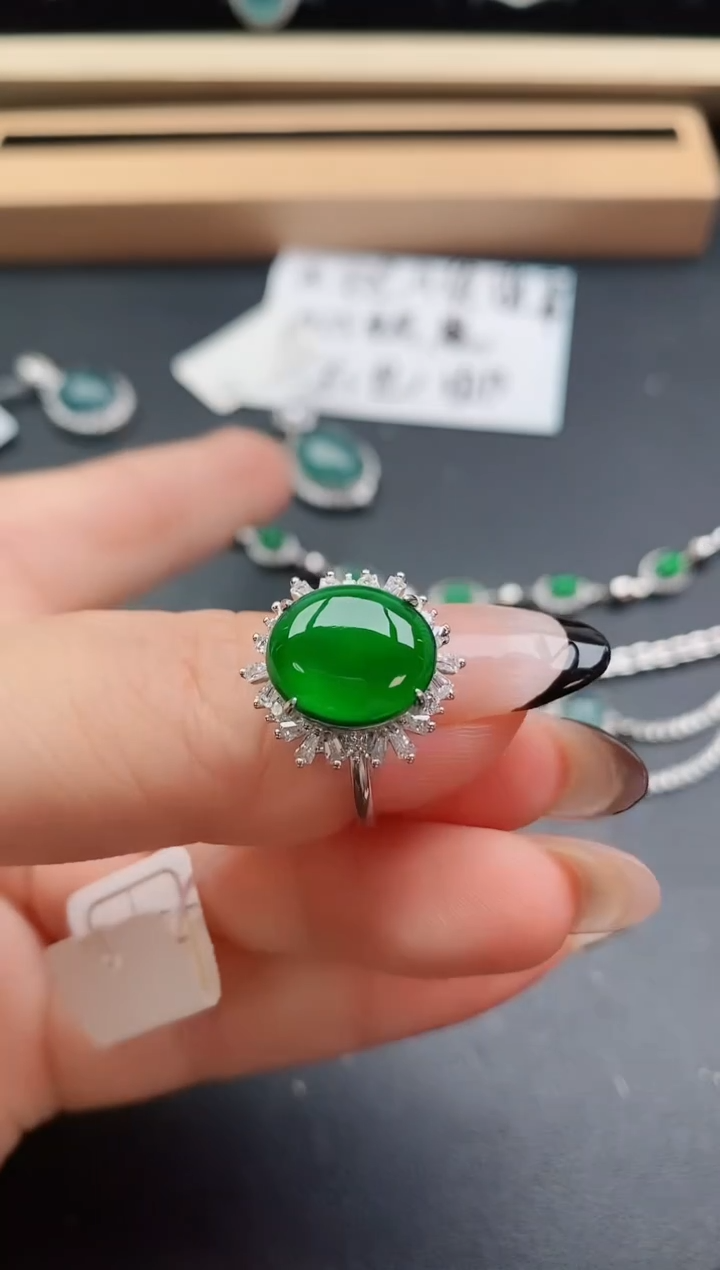 翡翠戒指银S925镶嵌058700