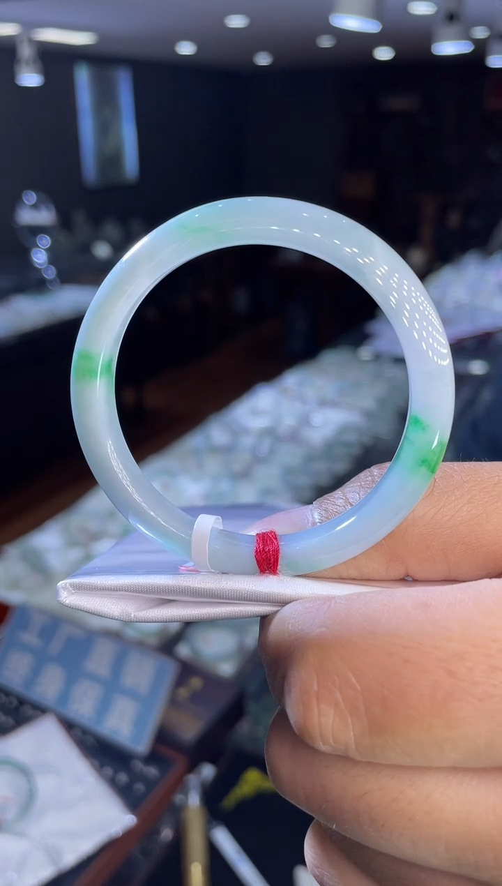 未镶嵌手镯翡翠正圈50-51