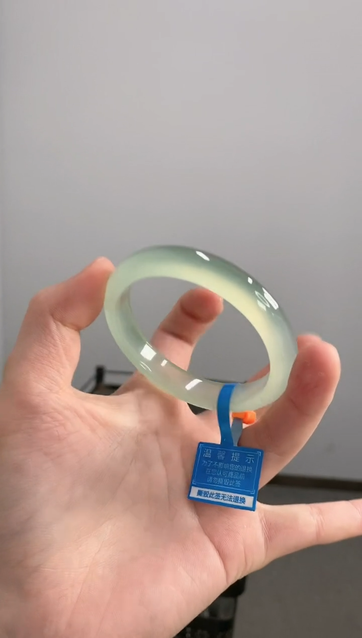 【闪购商品】玛瑙/玉髓手镯未镶嵌54圈