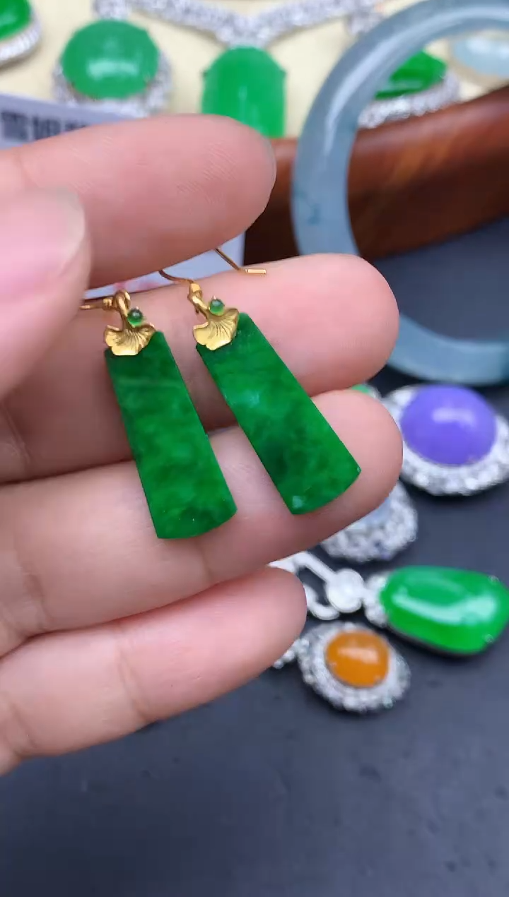 18K金镶嵌翡翠耳饰355-中国好珍宝