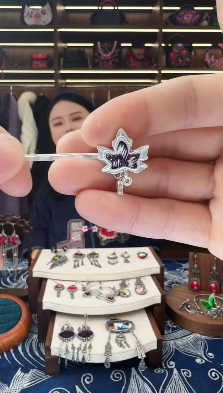 织绣502黔东南苗族刺绣