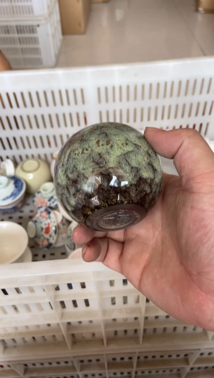 无运费险有瑕疵的摄影的产品有使用过的痕迹有点脏介意勿拍