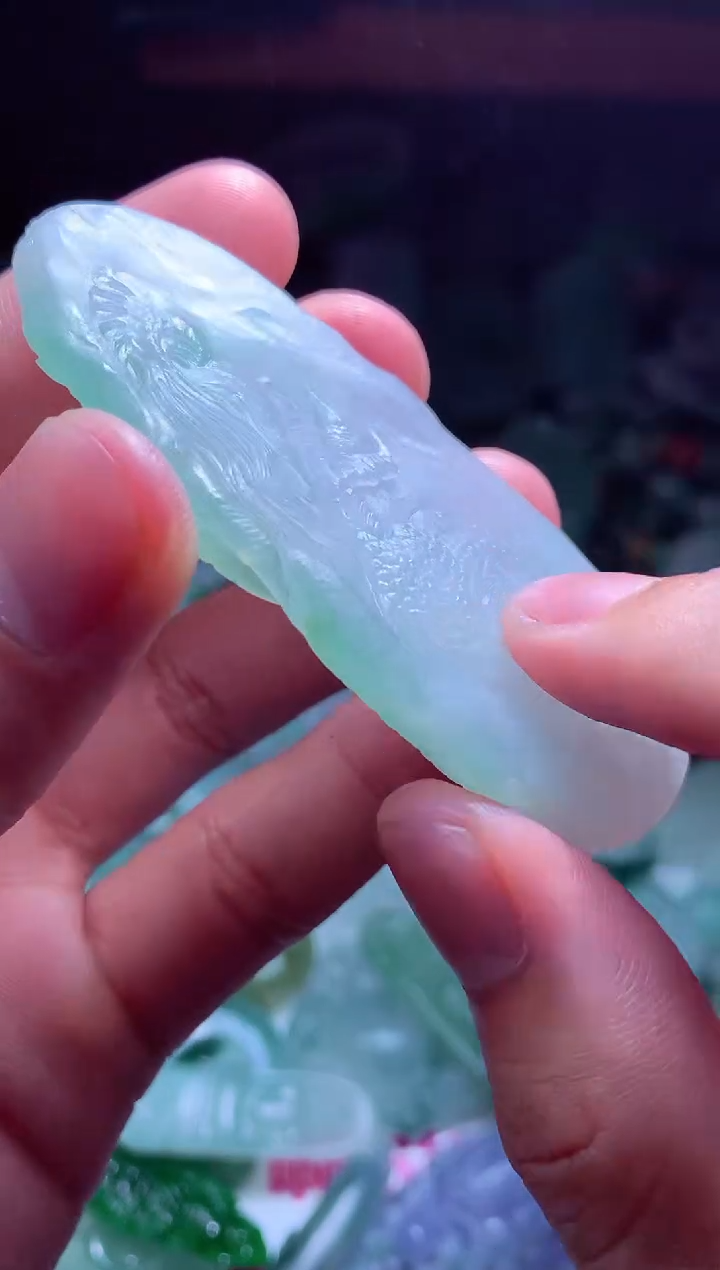 定制翡翠未镶嵌翡翠毛货定制