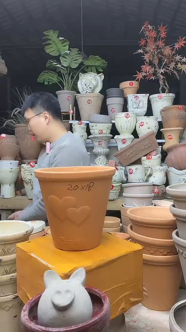 【闪购商品】缸1个20*18红陶爱心无托
