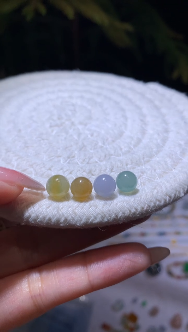 定制翡翠未镶嵌6.9/7.3*珠子4颗480+48