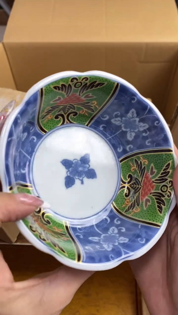 【闪购商品】瓷片隆莲瓷器欢迎大家