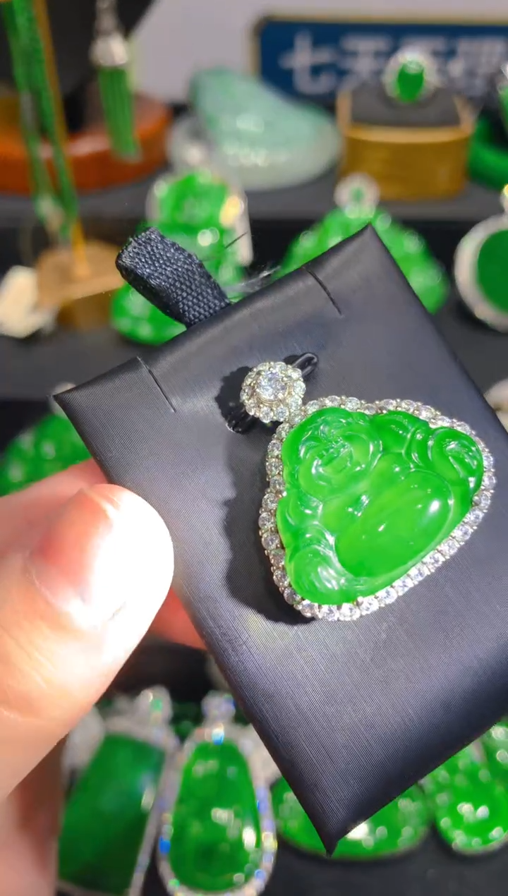 【闪购商品】翡翠颈饰银S925镶嵌2多样性发货（只发一件）