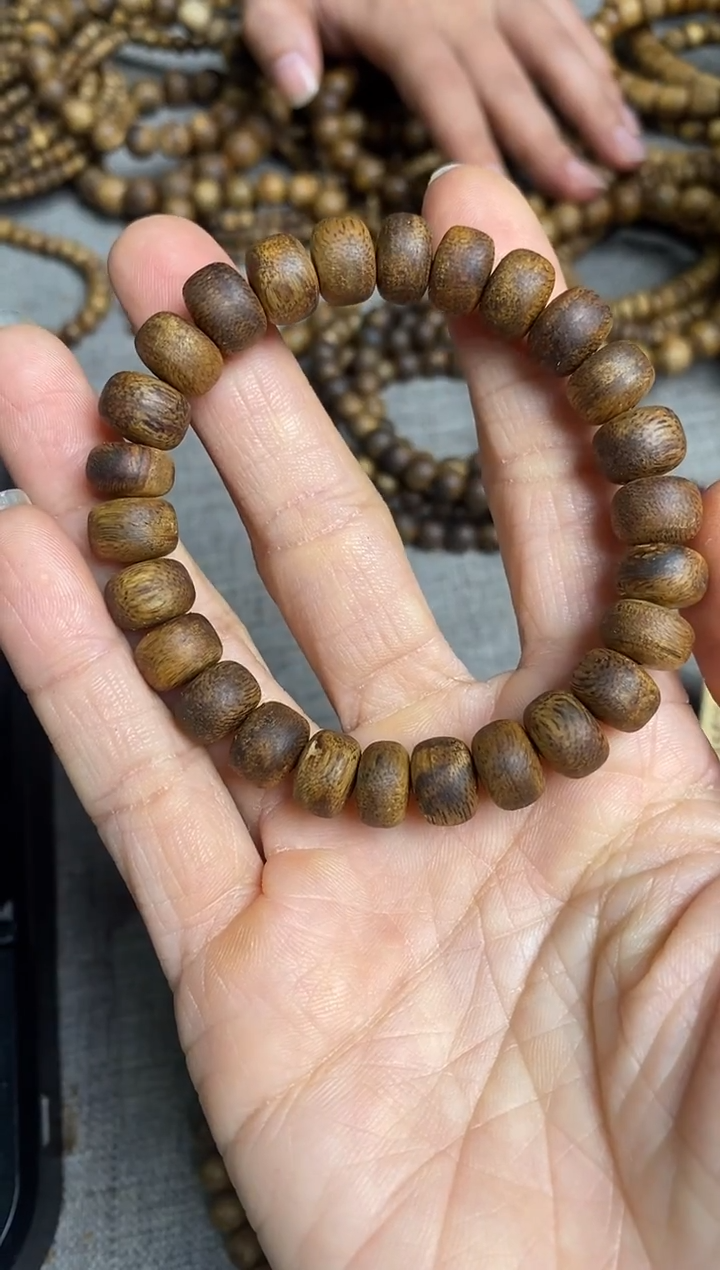 沉香手串平*。原色1.0算盘珠单圈手串多样性发一