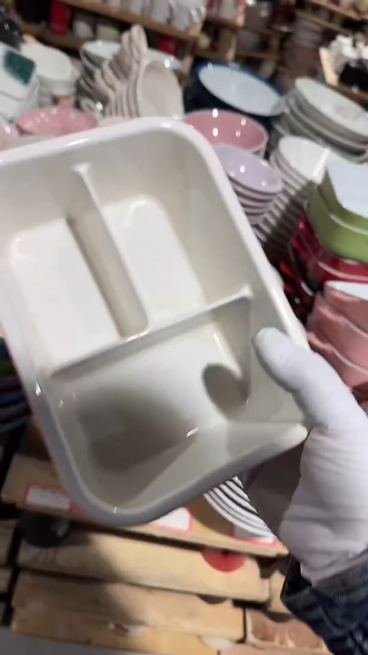 陶瓷长方分餐碗微瑕 凑满20元包邮