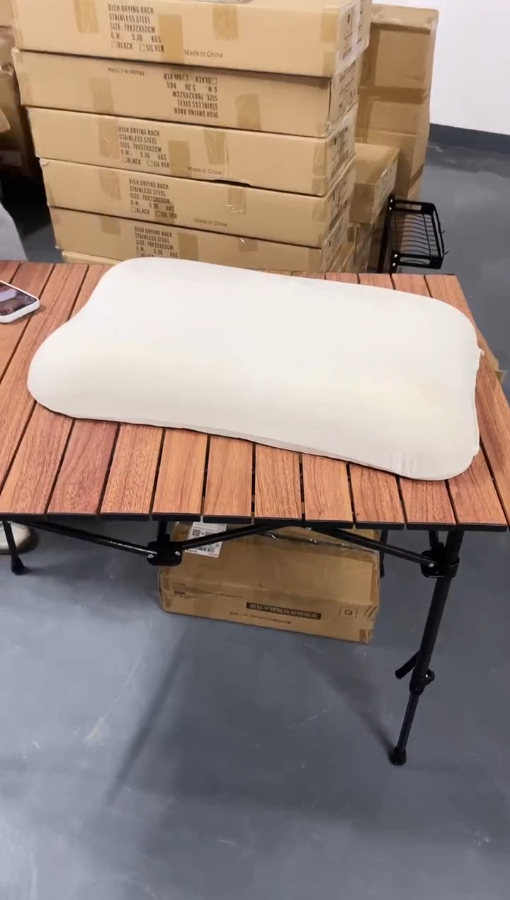 布高回弹记忆棉枕头