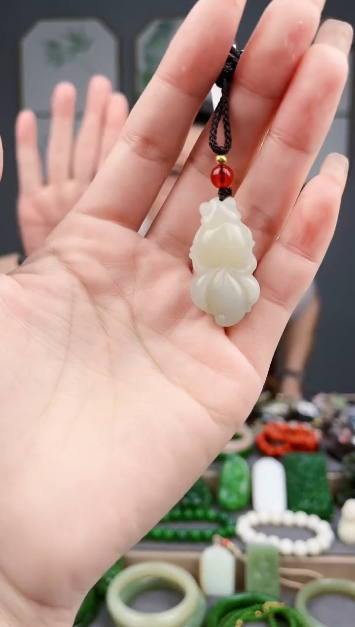 和田玉未镶嵌颈饰多样性发货拍一单发一个