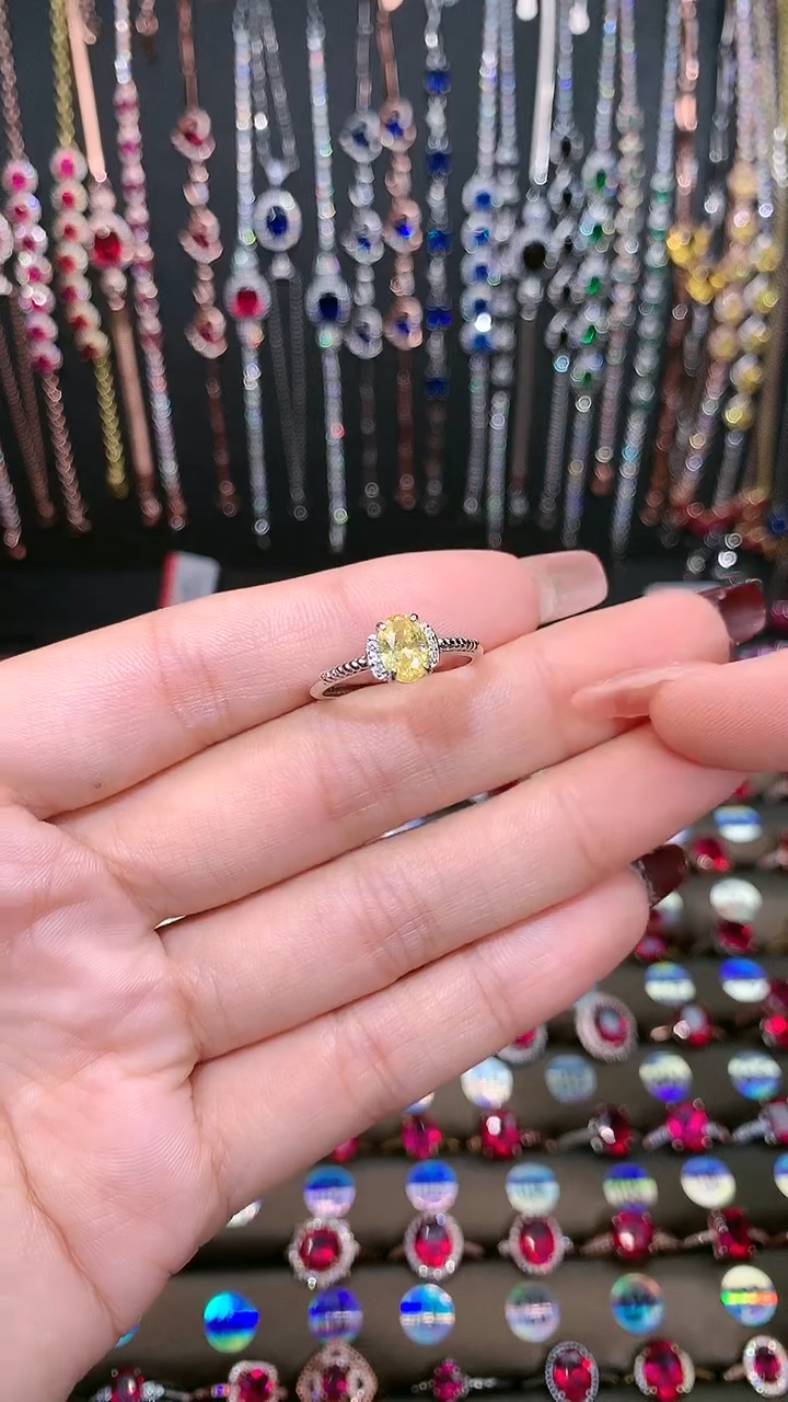 【闪购商品】水晶戒指银S925镶嵌5.7银色