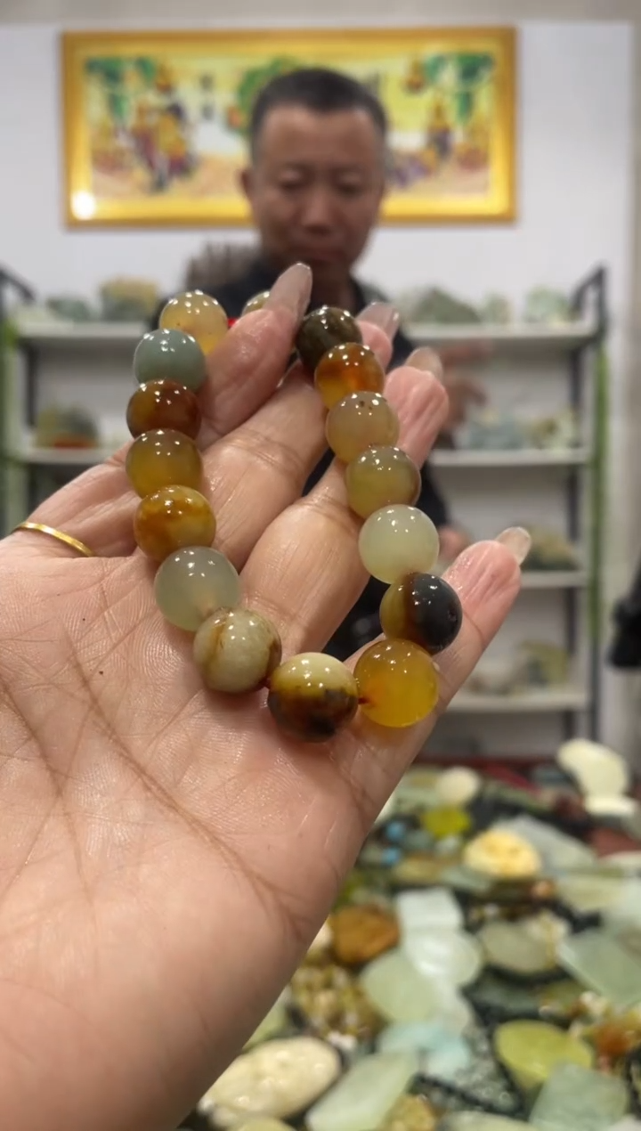 【闪购商品】岫玉手串未镶嵌               