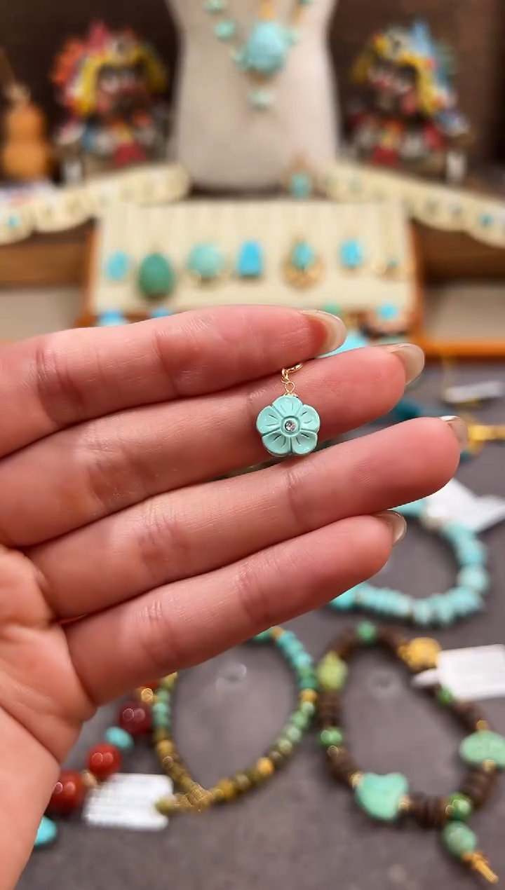 18K金镶嵌绿松石提溜绿松石提溜