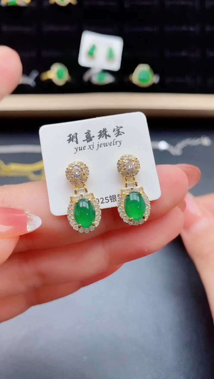 【闪购商品】翡翠耳饰银S925镶嵌12121