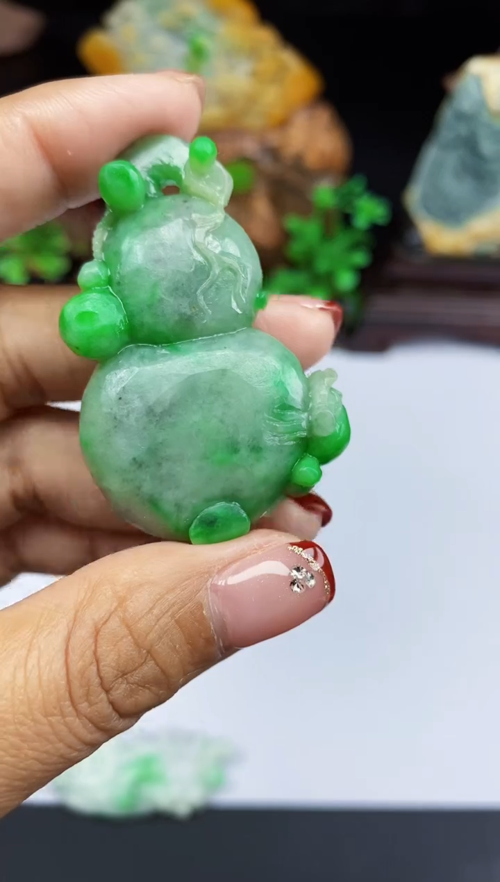 【闪购商品】翡翠颈饰未镶嵌翡翠A货