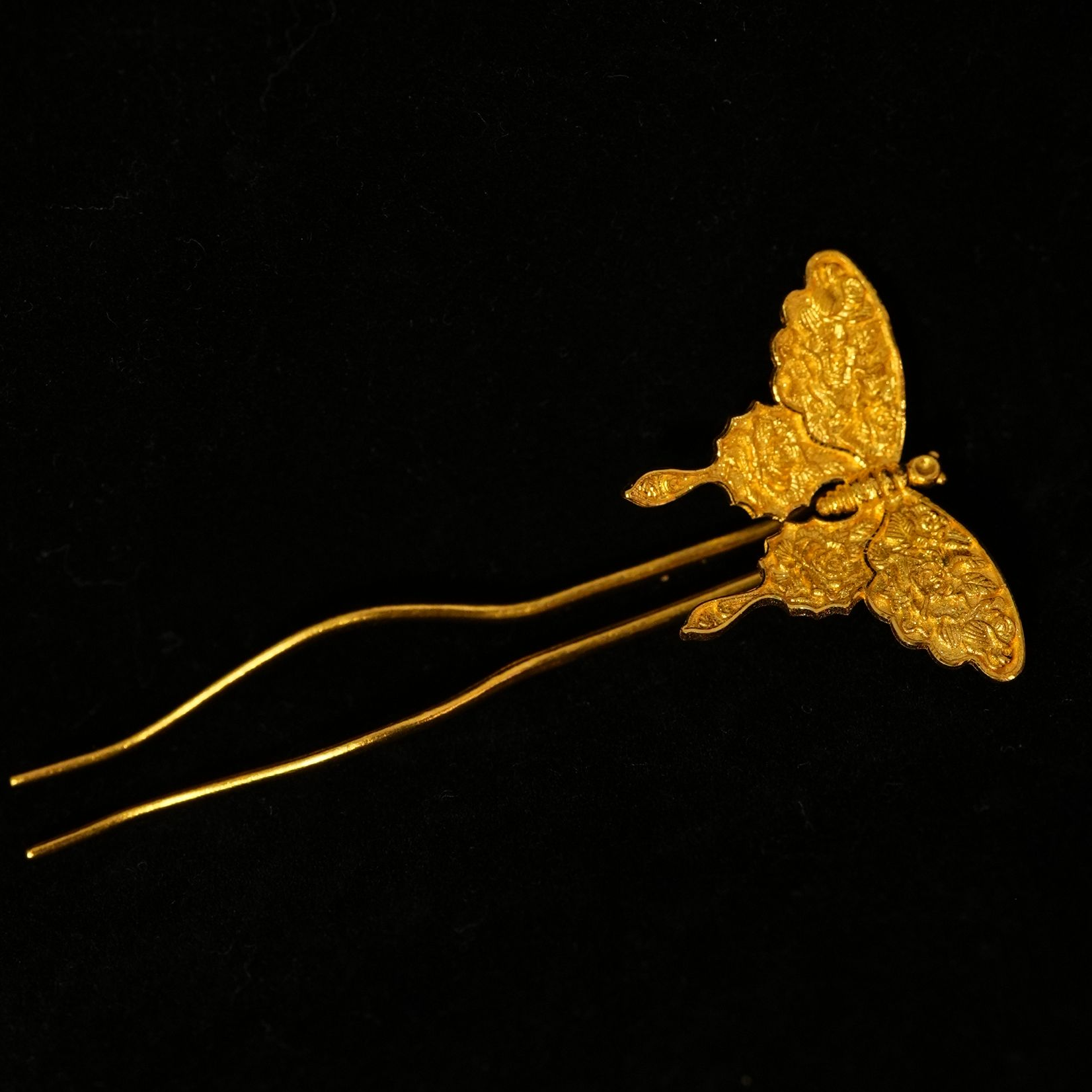 鳳喆錾刻工艺设计师款蝴蝶婚嫁五金国风边钗足金999