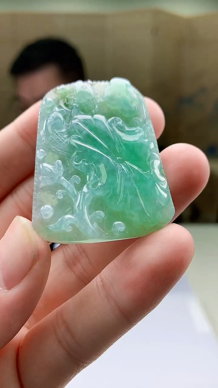 【闪购商品】定制翡翠未镶嵌5152bb-毛货挂件79