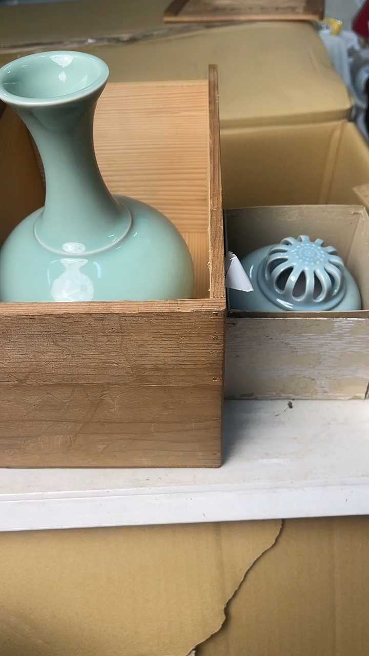 鸿****室中古杂项默认微瑕，满18包邮