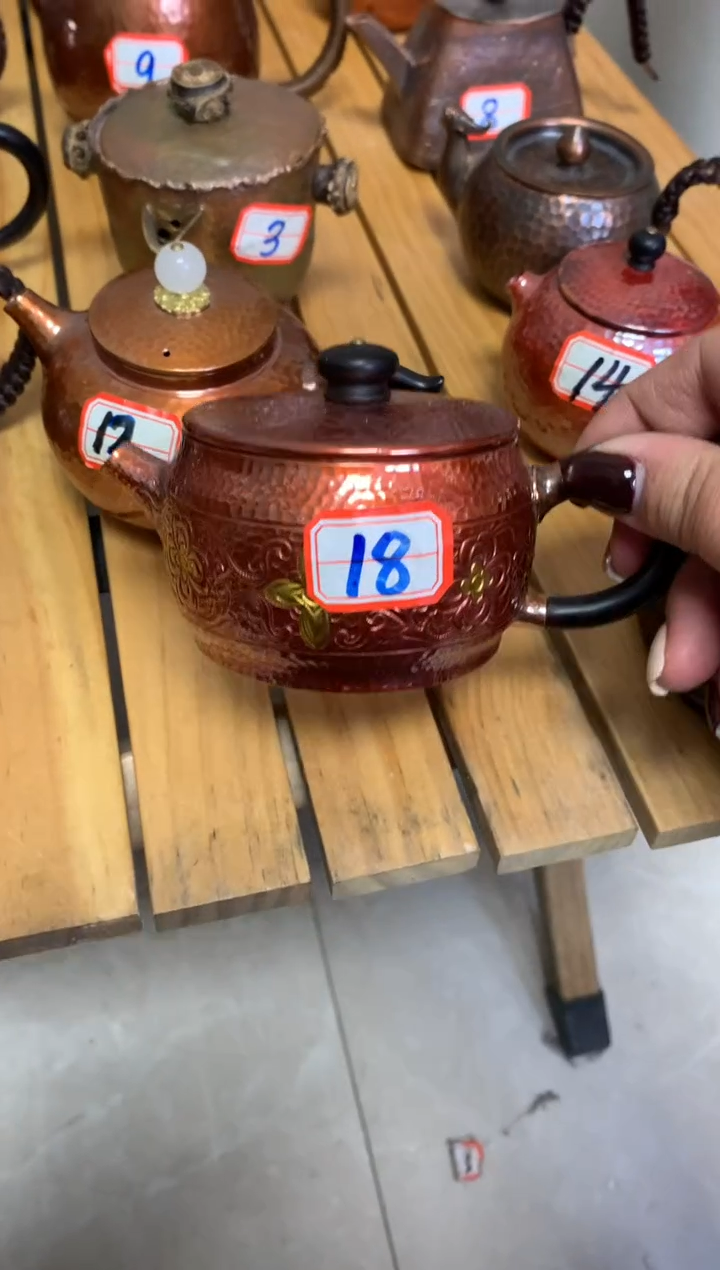 紫铜烤色描金老花 闷泡壶