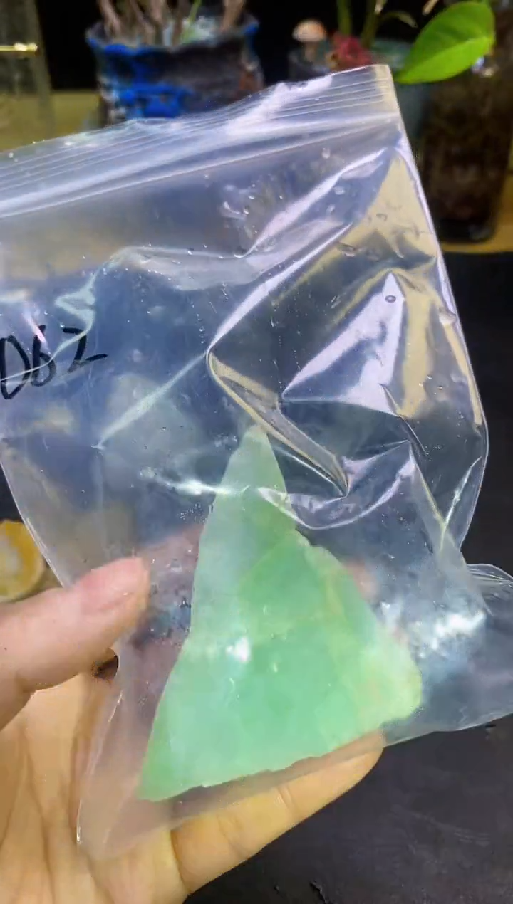 翡翠未镶嵌颈饰天然翡翠062