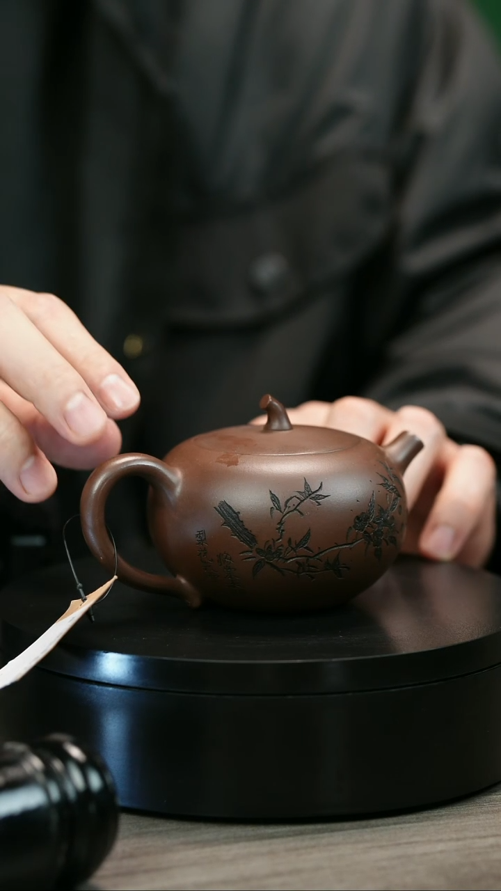 茶壶紫砂月**哥H1671赵信军刻字茄瓜