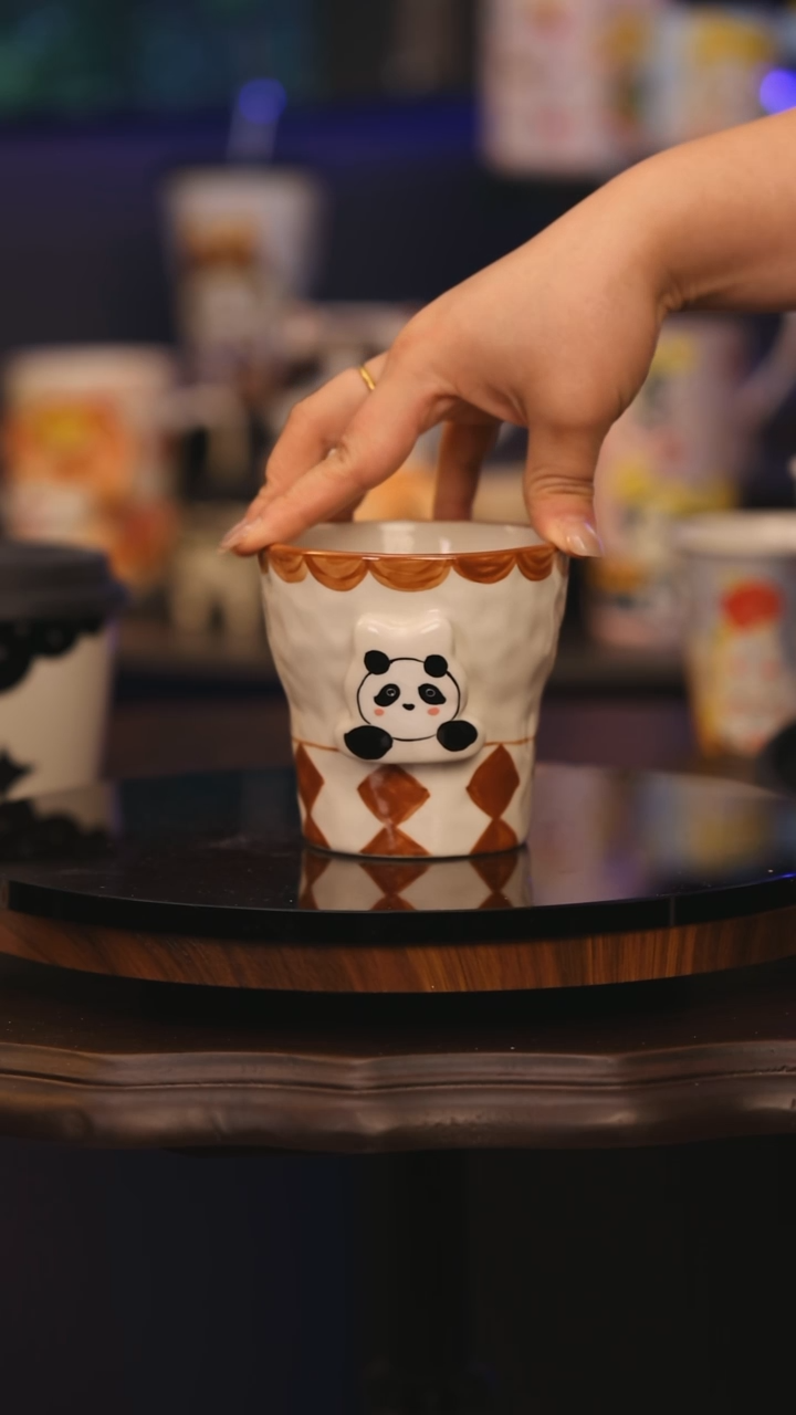 【闪购商品】摆件景德镇釉下彩绘设计师款式陶瓷