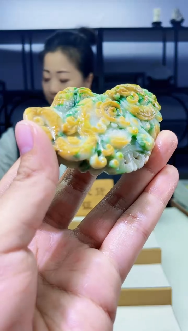 【闪购商品】定制翡翠未镶嵌毛货01230079 