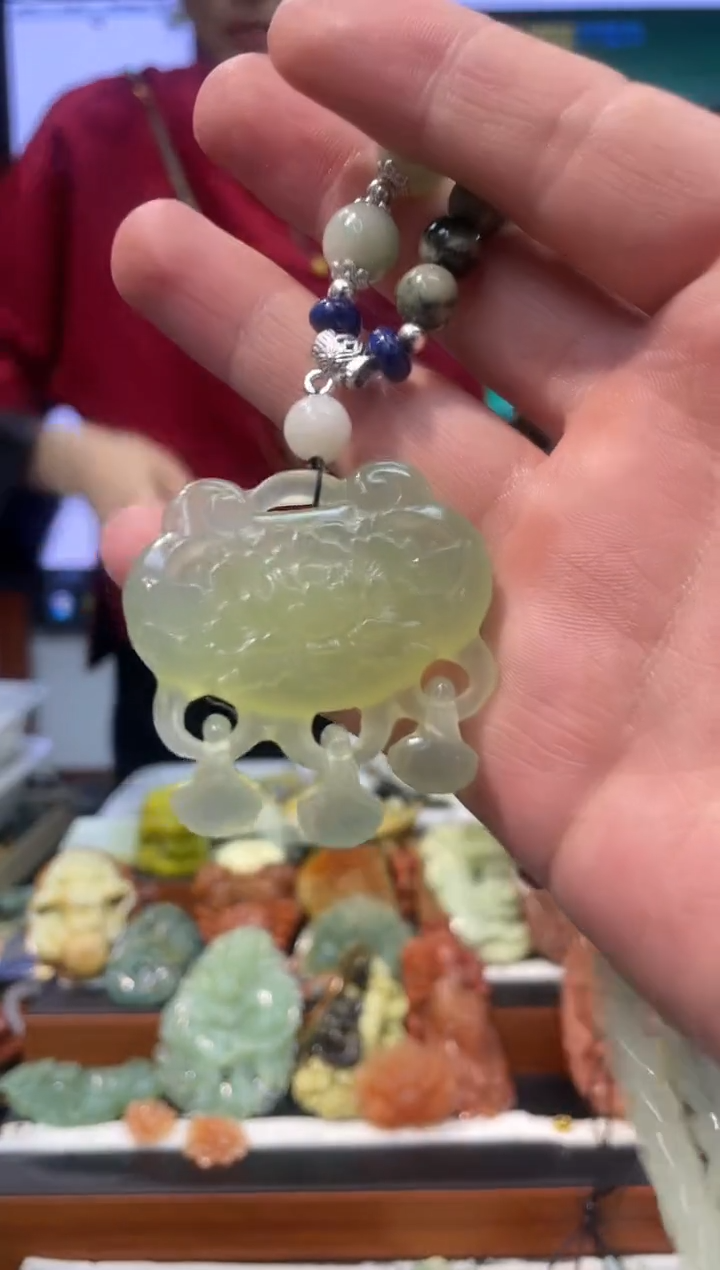 【闪购商品】岫玉吊坠未镶嵌多样性发货*拍一发一