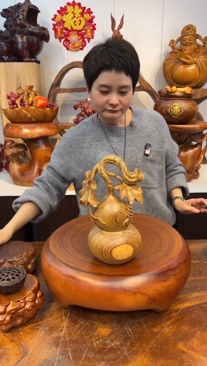 【闪购商品】香樟木创意双叶葫芦