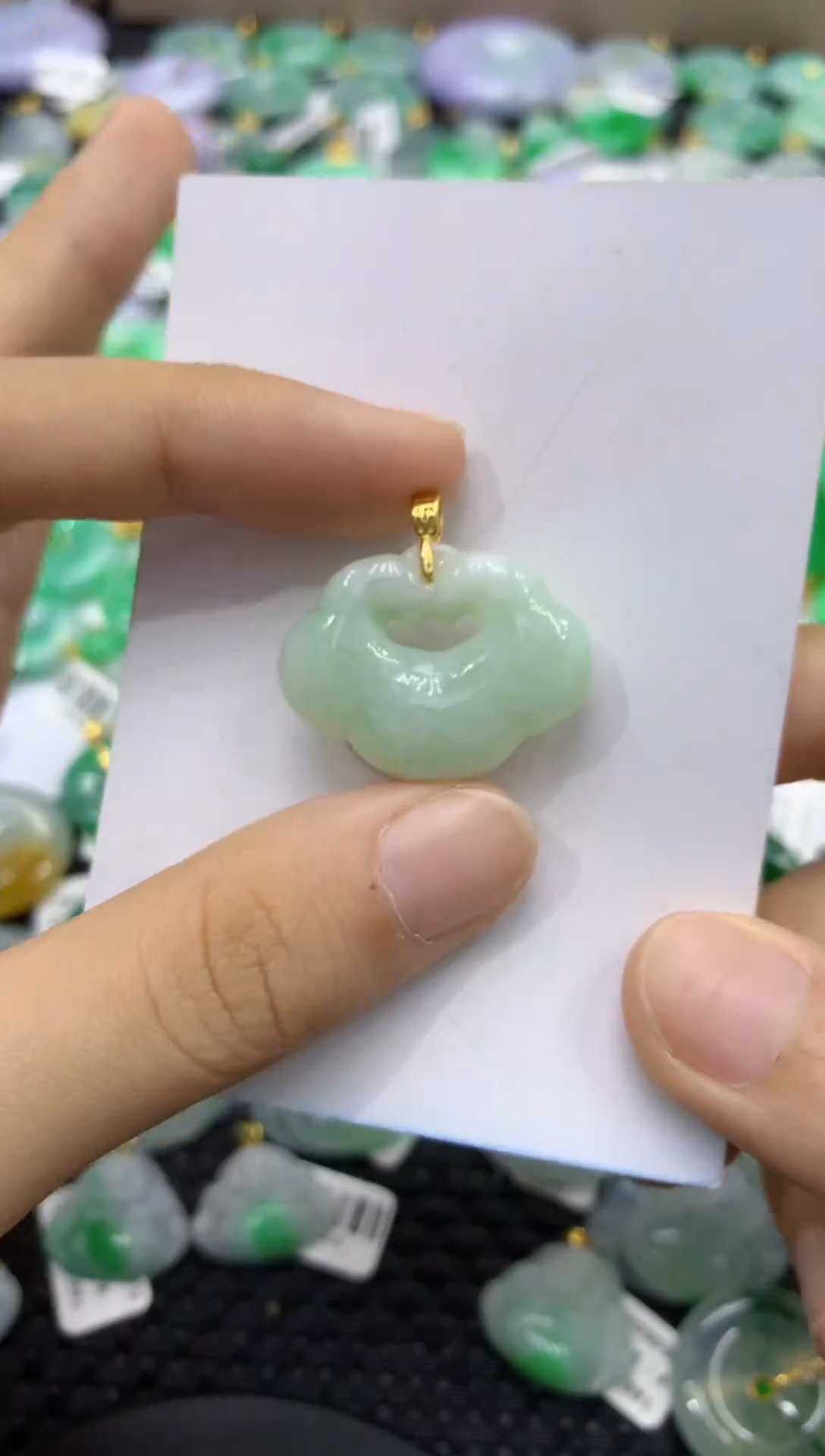 颈饰未镶嵌翡翠天然缅甸翡翠A货