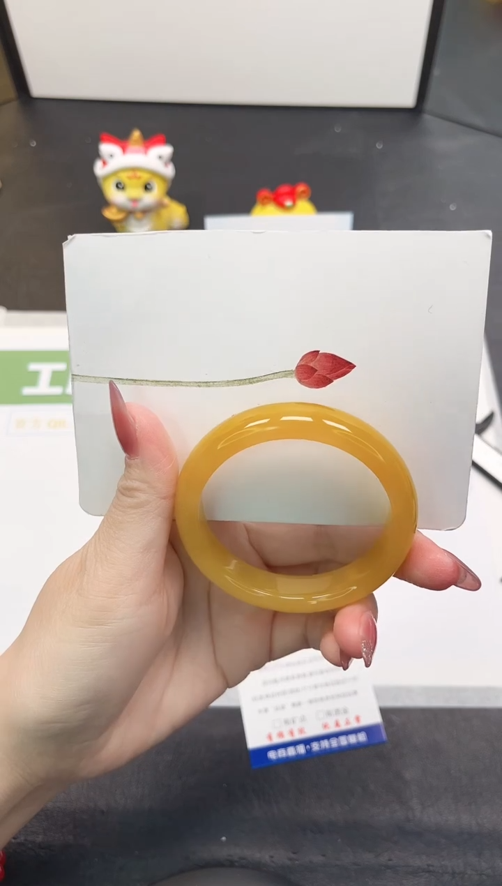 【闪购商品】石英质玉手镯未镶嵌125-54