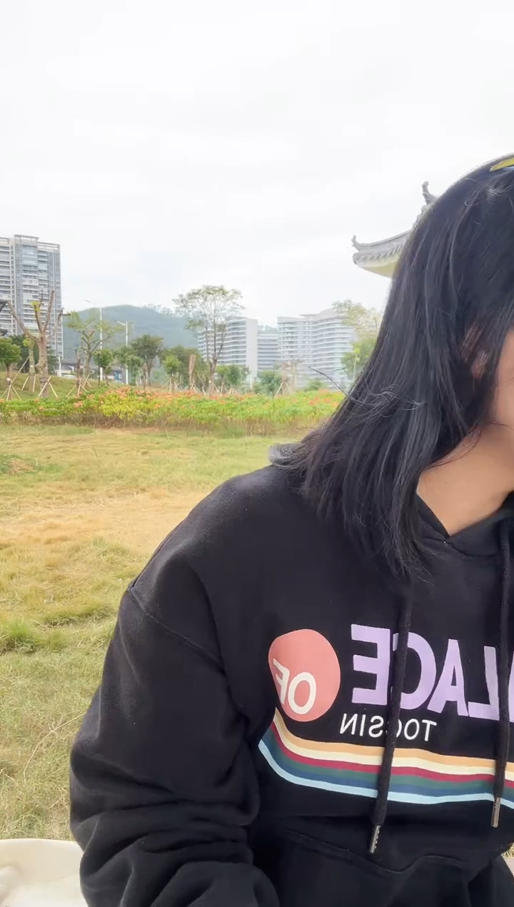 黑色羊角锤       