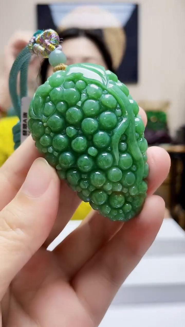 未镶嵌定制翡翠吊坠93