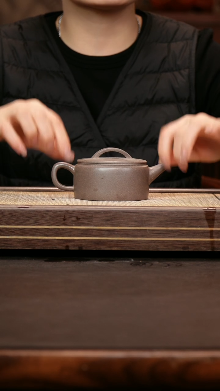 茶壶紫砂青灰段泥 汉瓦 210cc郑