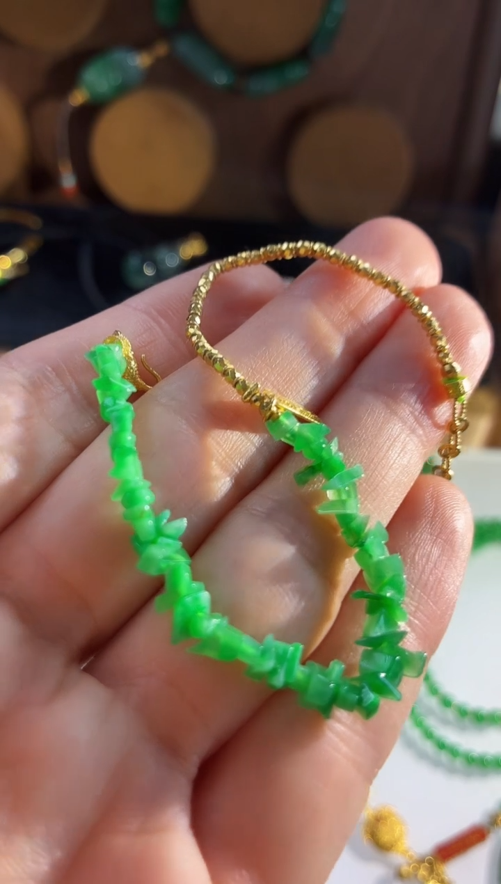18K金镶嵌手链翡翠手链