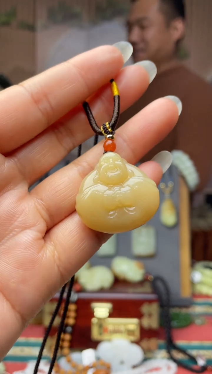 颈饰未镶嵌和田玉拍一发一